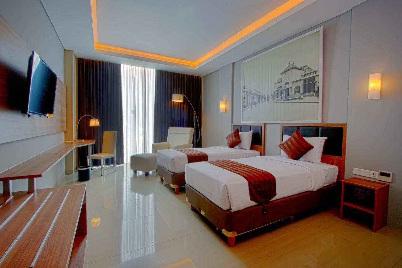 Pasar Baru Square Bandun होटल Bandung